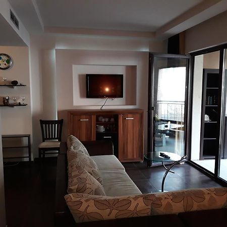 Private Apartments In Hotel Dolce Vita ゴールデンサンド エクステリア 写真