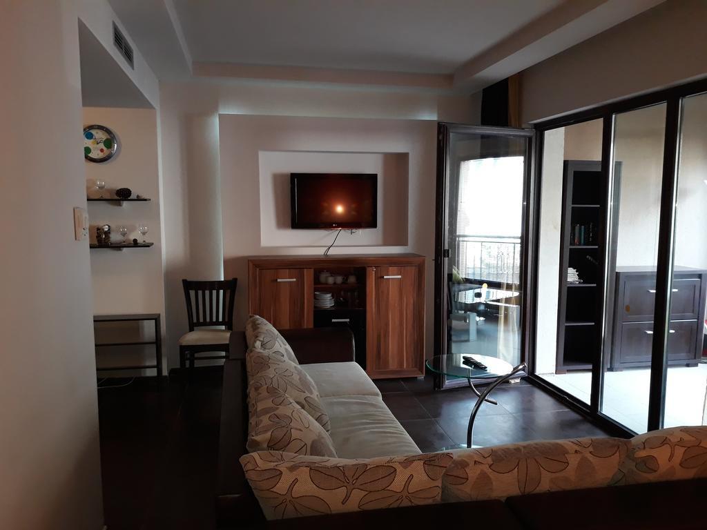 Private Apartments In Hotel Dolce Vita ゴールデンサンド エクステリア 写真